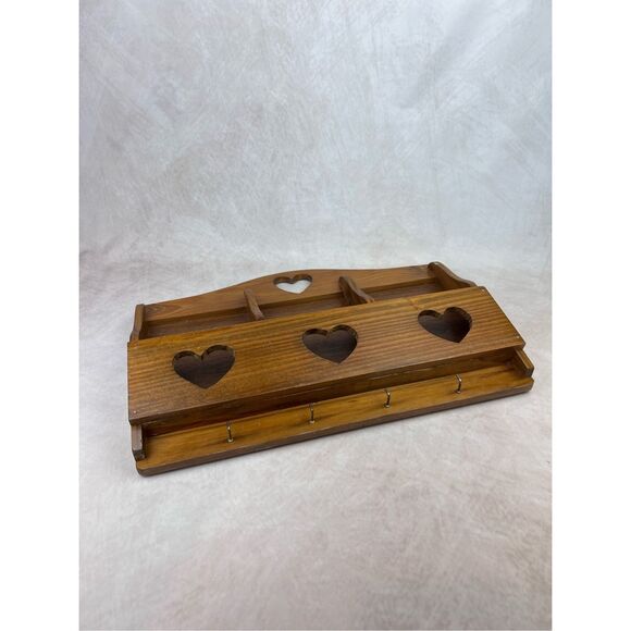 Vintage Wooden Heart Key Holder Mail Holder Cottagecore - Picture 5 of 7
